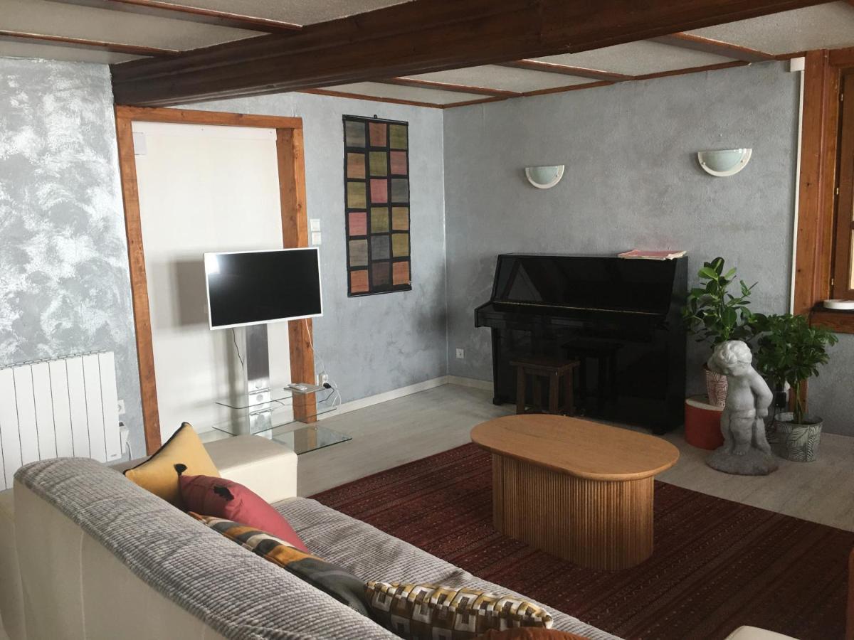 Au Relais De L'Histoire Gite Classe 4 Etoiles Oberbronn Buitenkant foto
